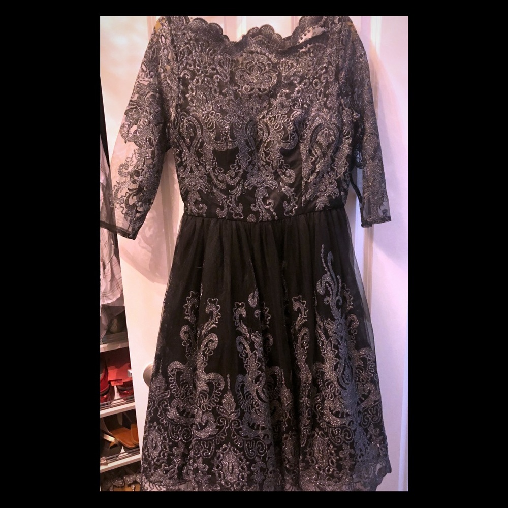 Chi chi London black lace